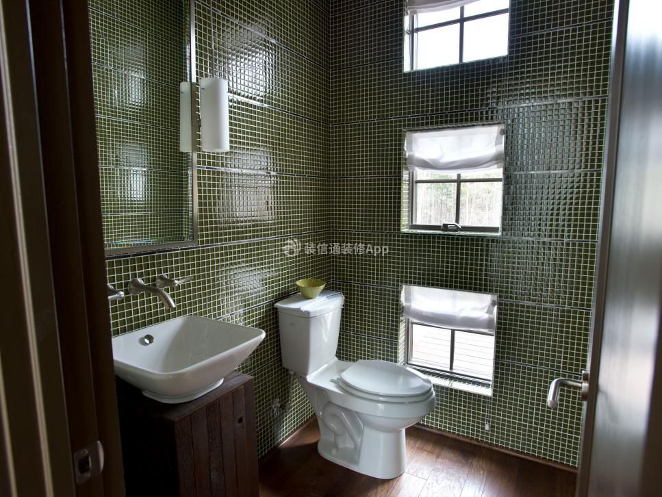 家居4平米卫生间绿色墙砖设计图片