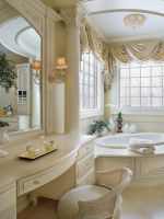 国外欧式别墅大浴室罗马柱设计效果图片
