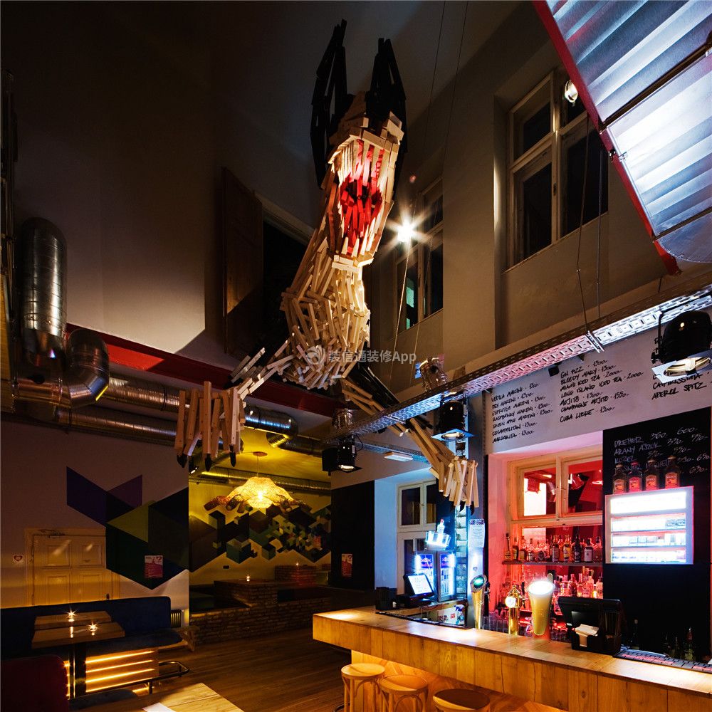 现代风格1200平米大型酒吧室内装修图片