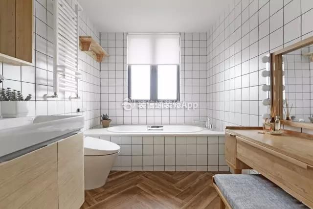 欧式风格家庭卫生间浴缸设计效果图片