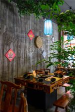 中式风格300平米火锅店餐桌椅装修图片