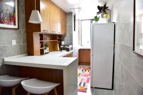 2020开放式厨房带吧台装修效果图 简约美式厨房装修效果图 