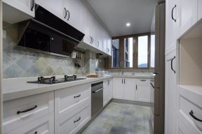 81平米简约美式风格白色厨房装修效果图