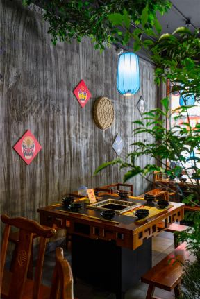 中式风格300平米火锅店餐桌椅装修图片