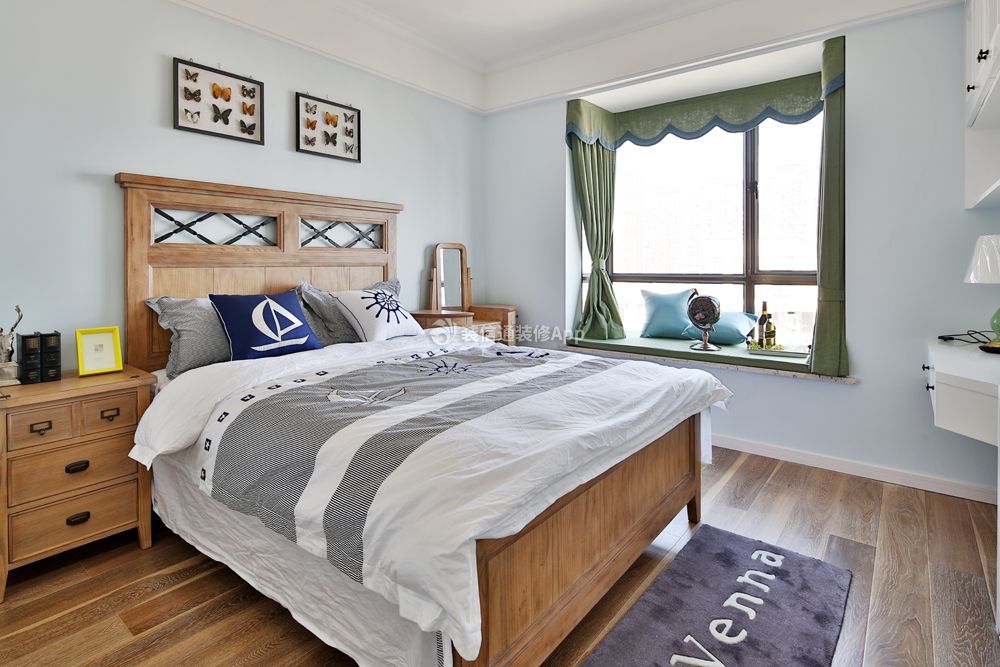 130平方欧式风格卧室实木床装修设计