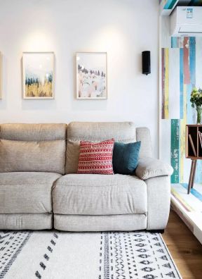 北欧风格93平米二居室客厅沙发墙面设计图片