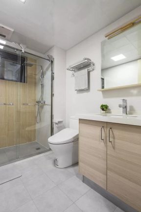 日式简约风格94平米三居卫生间洗手台设计图片