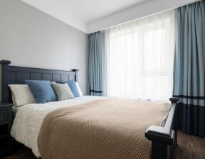 89平米古典风格卧室纯色窗帘装修效果图
