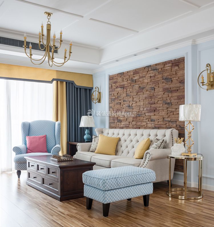 2020现代美式风格81平米新房客厅沙发墙设计图片