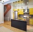 2023暖色系厨房黄色橱柜设计图片