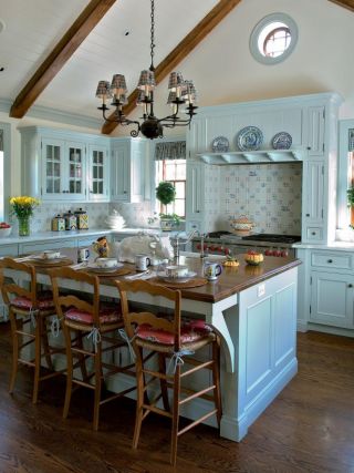 2023小法式风格家庭厨房吧台设计图片