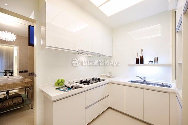 现代简约风格59平米一居厨房橱柜设计图片