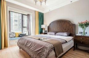 美式风格住宅卧室实木床装修摆放效果图