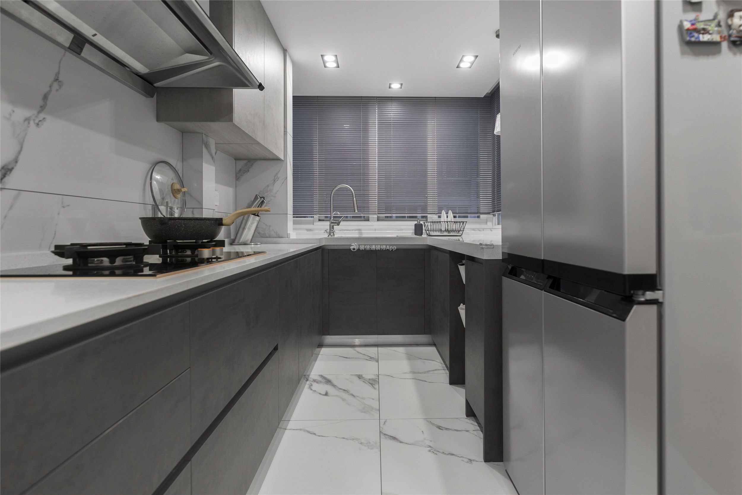 99平米家居U型厨房室内设计图片一览