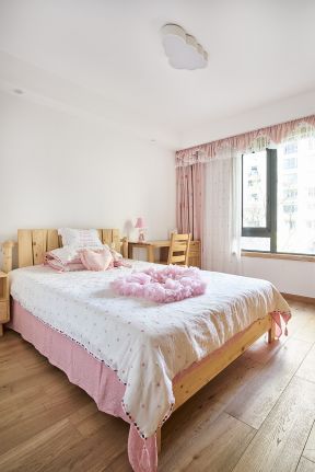 2020粉色窗帘图片大全 2020温馨女生卧室装修图片