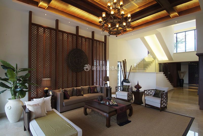 300平米东南亚别墅客厅沙发装修设计效果图