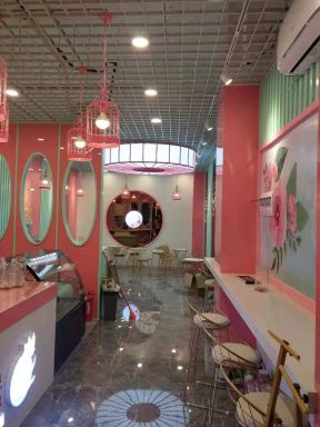 100平米餐飲店室內(nèi)桌椅擺放設(shè)計(jì)裝飾效果圖