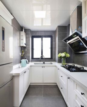 最新85平米二居现代厨房装修设计效果图