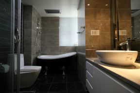 128平高尔夫鑫城现代风格卫生间浴缸设计图片