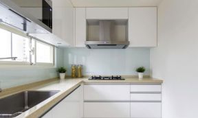 现代简约厨房设计图 白色厨房装修效果图