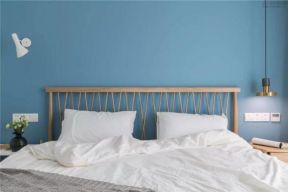 三木公园里北欧风格卧室蓝色背景墙装潢设计图
