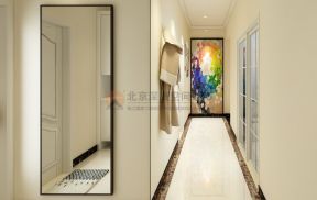 常青藤97平米三居现代走廊装修设计效果图