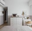 现代时尚小型公寓卧室白色斗柜白色设计图片