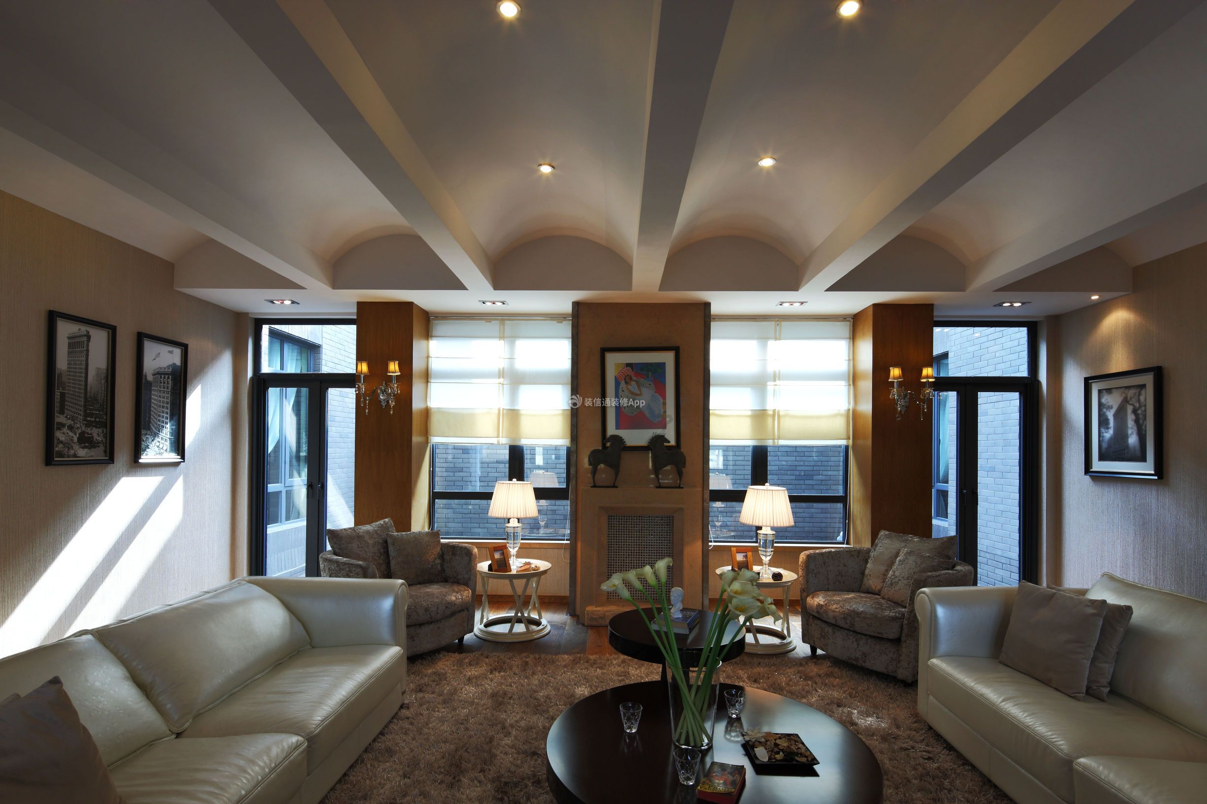 160平米家庭客厅创意吊顶装潢设计效果图片