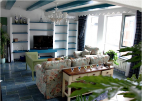 西岸翠景地中海150平三居室客厅装修案例
