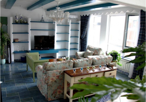 西岸翠景地中海150平三居室装修案例