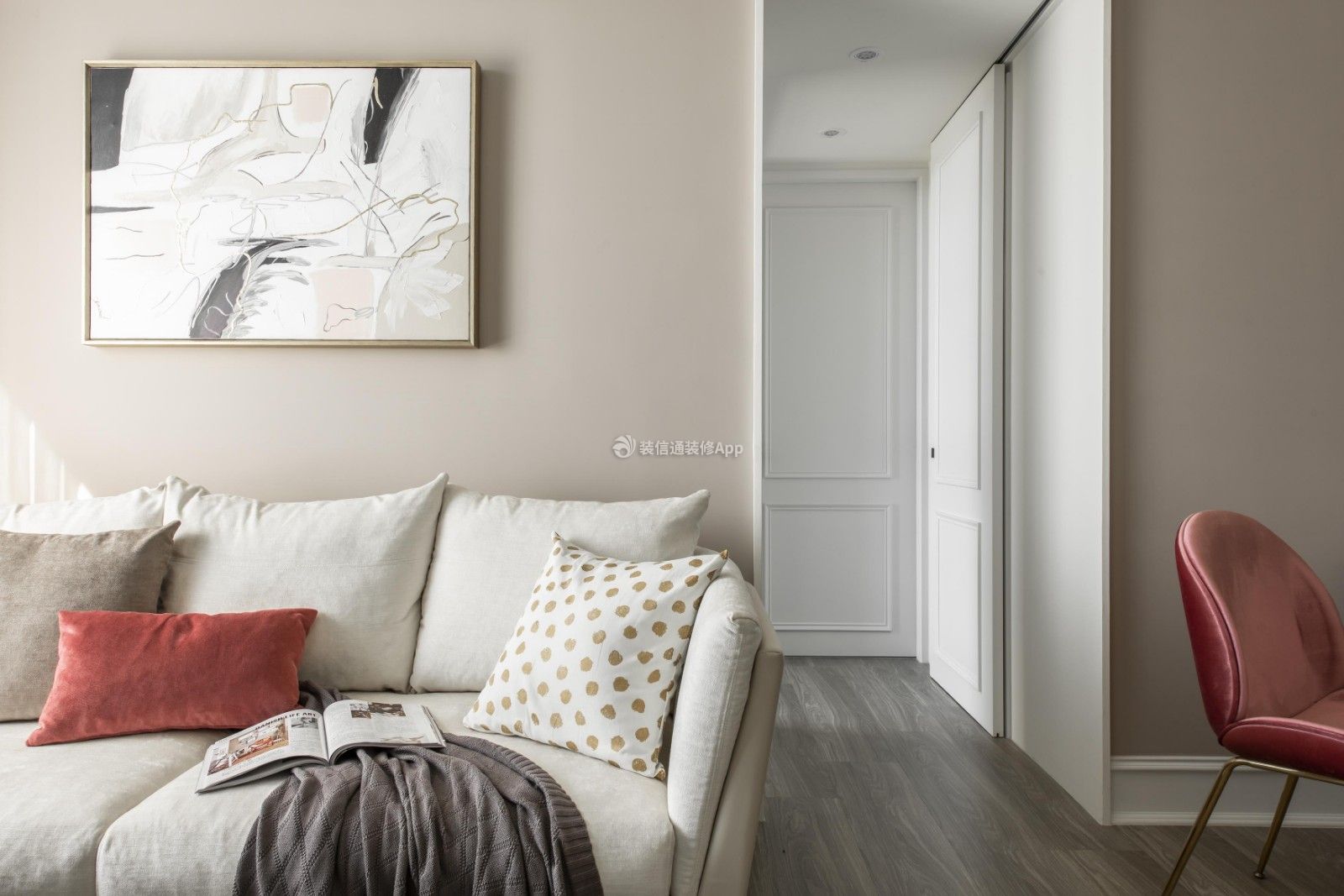 74平现代风格两居客厅沙发背景墙装修设计效果图