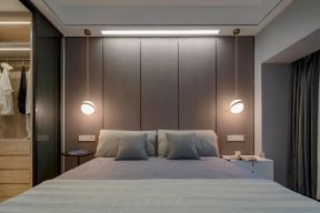 绿地海外滩108平现代风格卧室床头吊灯设计图片