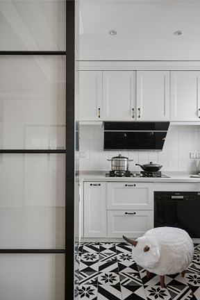 同科汇丰国际138平米三居室现代厨房装修设计效果图
