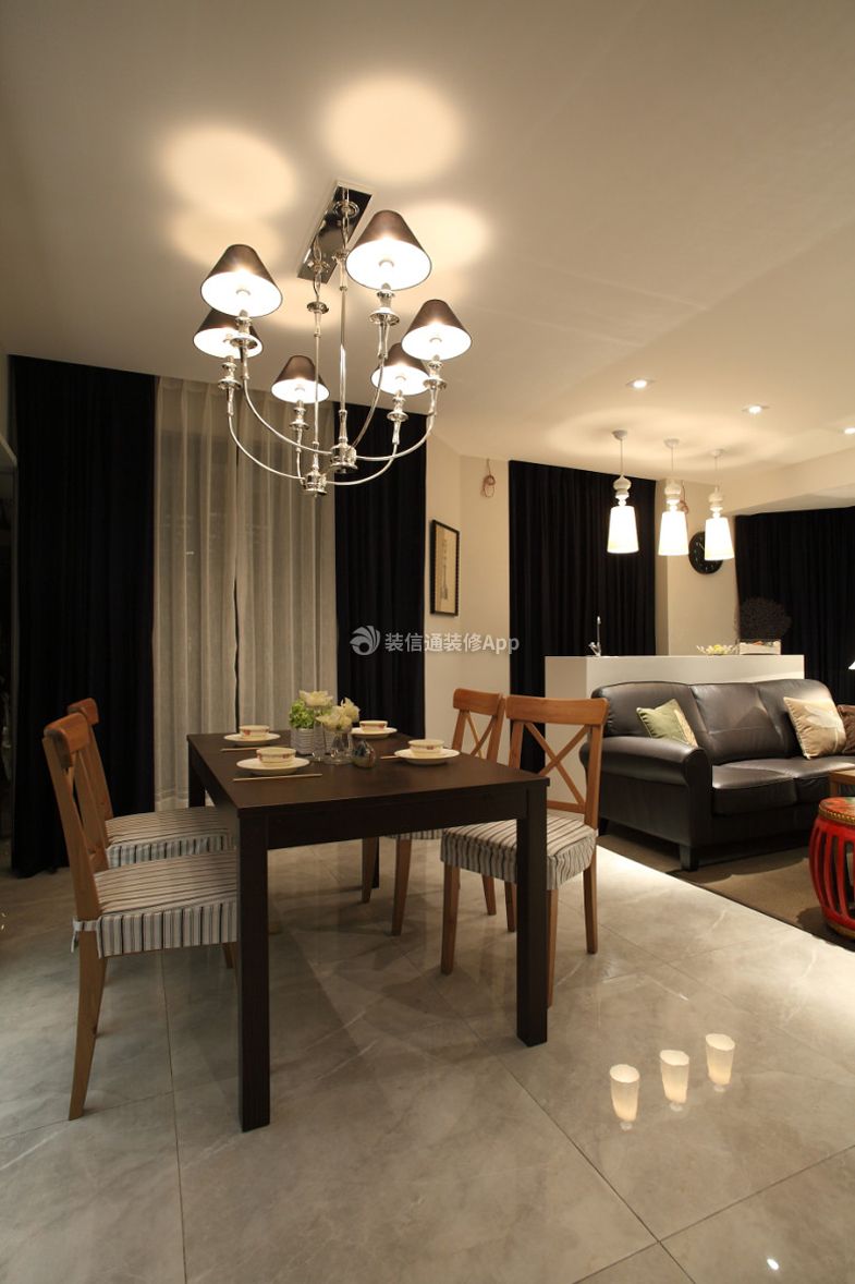 龙城国际140平米三居室中式风格餐厅吊灯装修设计效果图