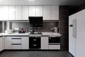 现代风格126平三居室厨房装修效果图片大全