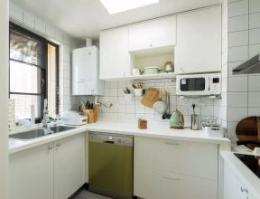 现代风格108平三居室厨房装修效果图片大全