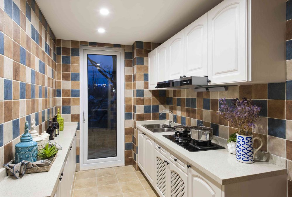 120平米三居室地中海风格厨房装修设计效果图