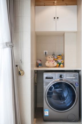 淘淘橙三期93平米三居室北欧风格阳台洗衣机装修设计效果图