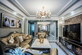 保利香槟新古典160平四居室客厅装修案例