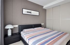 纵横槟城现代简约130平四居室卧室装修案例