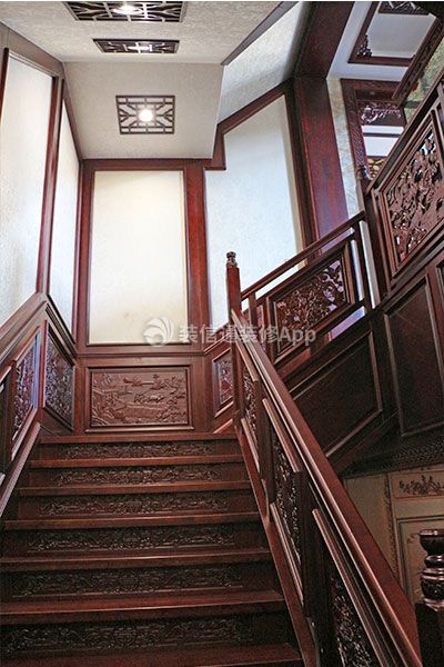 500平中式風格別墅室內(nèi)實木樓梯效果圖大全
