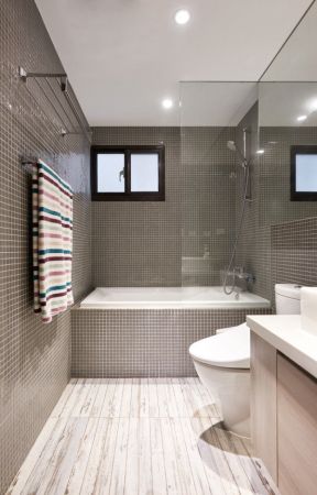 金域学府二居70平现代风格浴室装修效果图