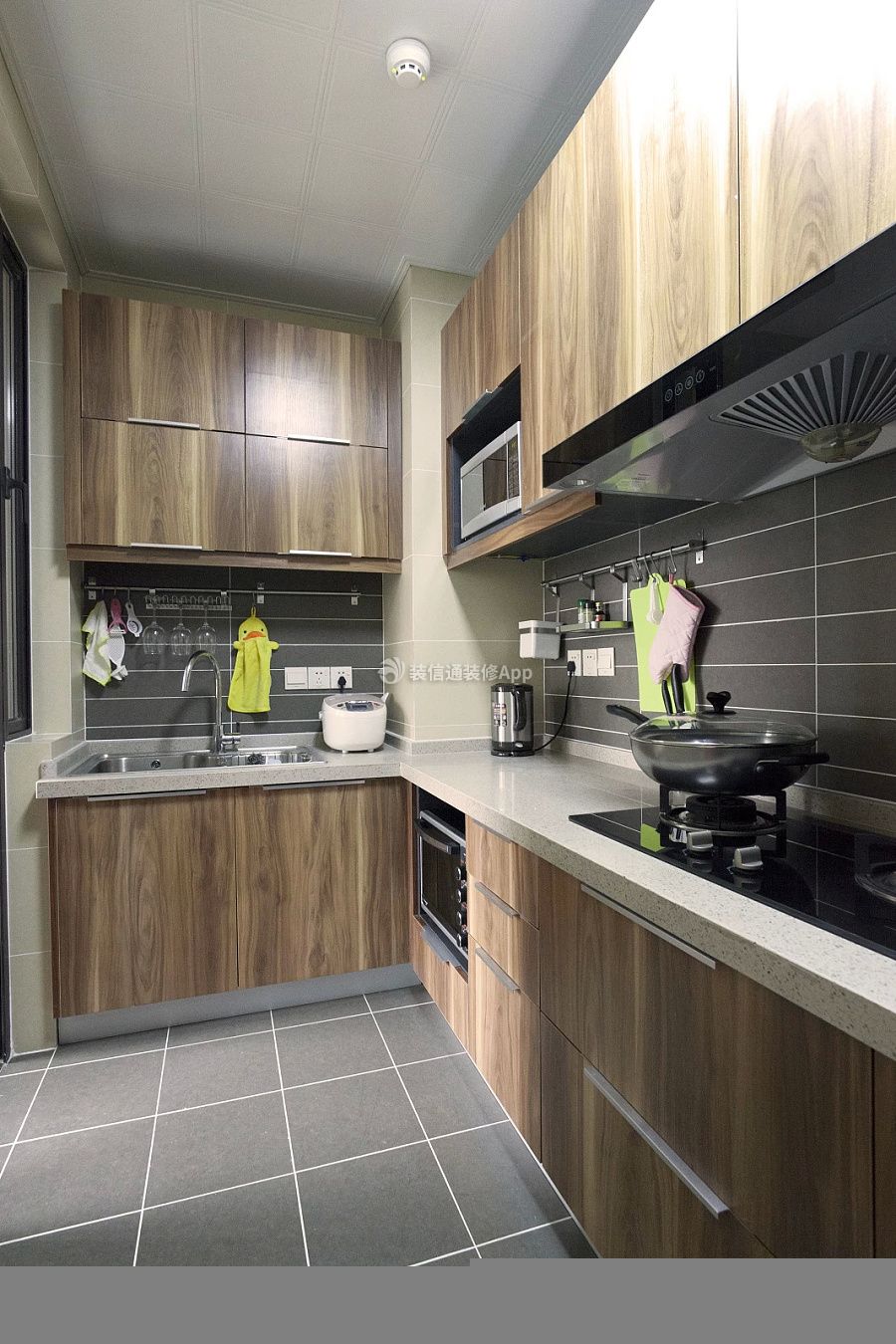 121平米三居室欧式风格厨房装修设计效果图