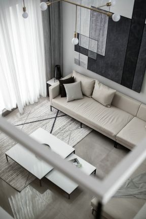 华航名人世家现代风格复式楼客厅沙发摆放图片
