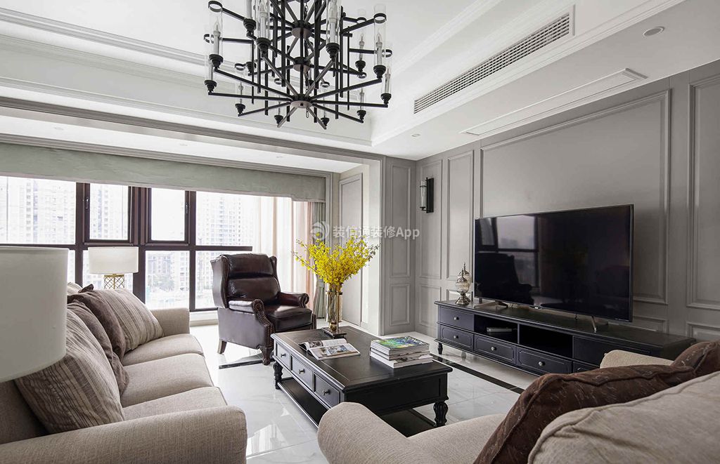 海上海新城美式97平二居室客厅装修案例