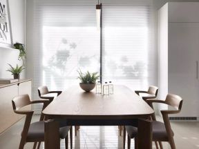 110平现代简约风格餐厅木质餐桌椅设计效果图