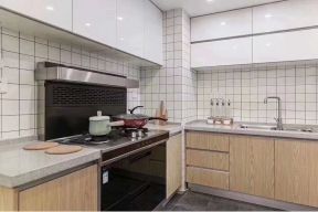 观澜郡120平米三居室日式厨房装修设计效果图