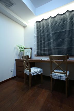 曲江龙邸93平米三居室中式书桌装修设计效果图