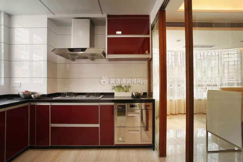 万城华府欧式160平四居室厨房装修案例