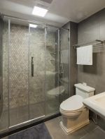 现代风格三居138平浴室装修设计效果图大全